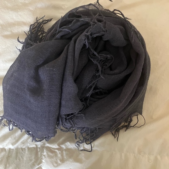 Chan Luu Silk & Cashmere Scarf NWOT - Picture 4 of 5